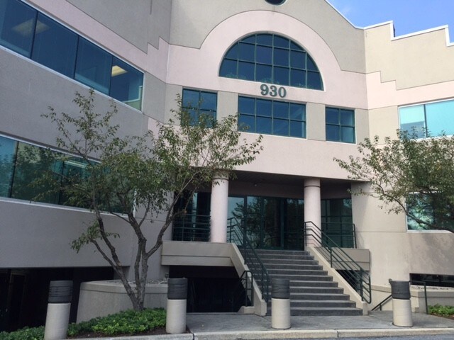 More Photos Of 930 Red Rose Ct, Lancaster Medical For Lease