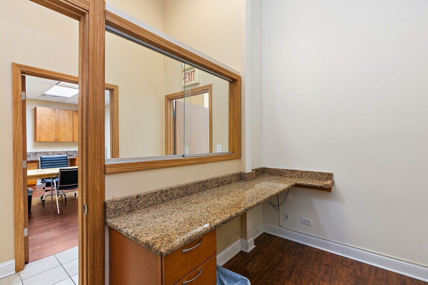 More Photos Of 129 Commercial Dr, Yorkville General Retail For Lease