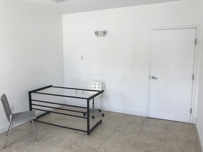 More Photos Of 15075 SW 137th St, Miami Warehouse For Lease