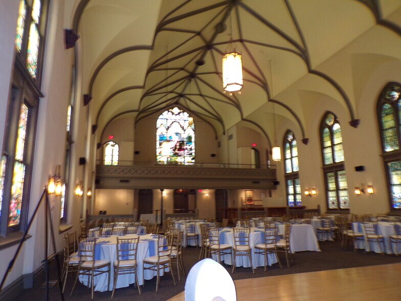 More Photos Of 1808 S 9th St, Saint Louis Freestanding For Sale