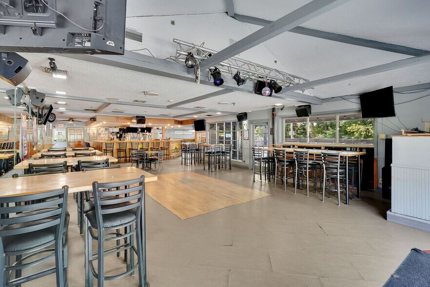 More Photos Of 287 N Elm St, Westfield Restaurant For Sale