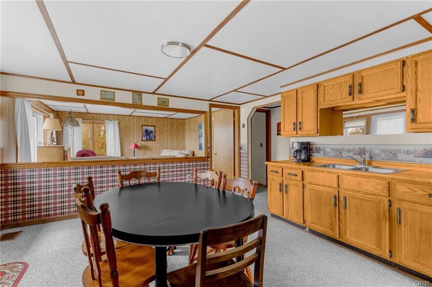 More Photos Of 2468 County Route 6, Hammond Hotel For Sale