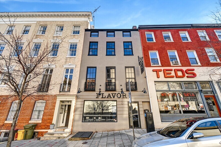 More Photos Of 15 E Centre St, Baltimore Bar For Sale