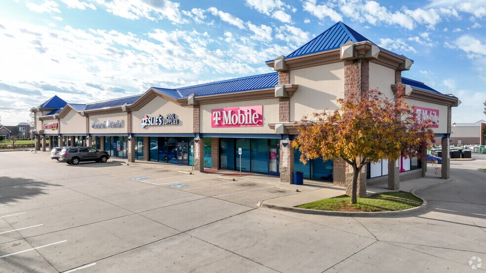 More Photos Of 2041 N Highway 287 N, Mansfield Unknown For Lease