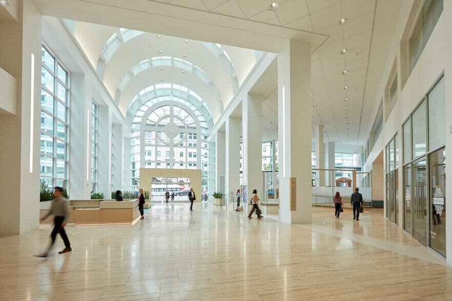 More Photos Of 501 W Broadway, San Diego Office For Lease