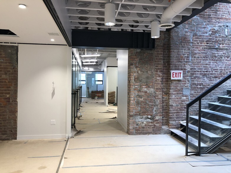 More Photos Of 839 Broadway, Brooklyn Freestanding For Lease
