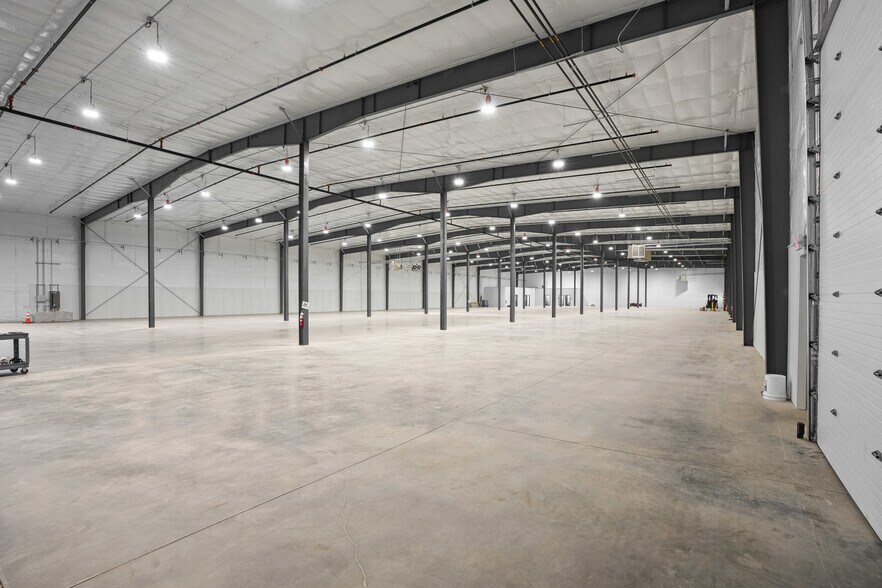 More Photos Of 0 Highway T Hwy, Eau Claire Manufacturing For Lease