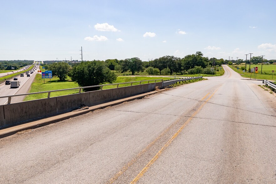 More Photos Of 2310 E Bankhead Dr, Weatherford Land For Sale