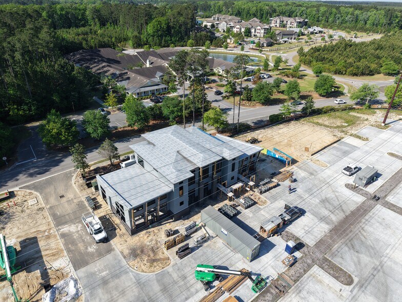 More Photos Of 5 Hampton Lake Dr, Bluffton Storefront Retail Office For Lease