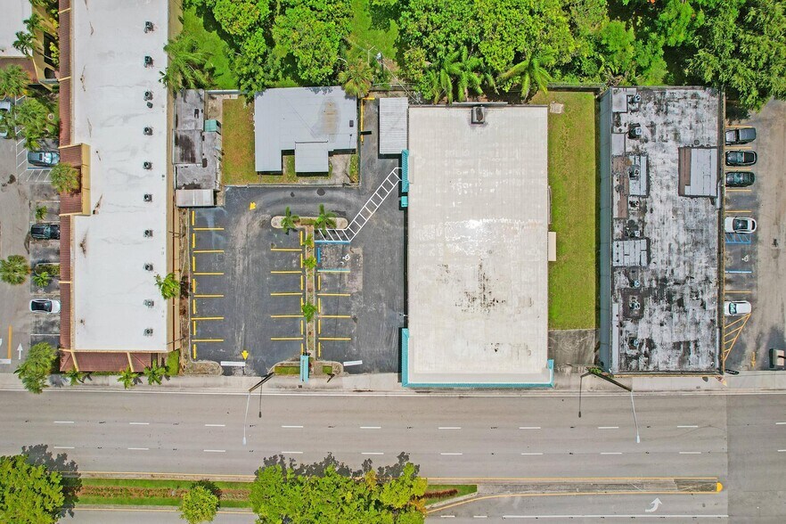 More Photos Of 5870 Stirling Rd, Hollywood Auto Repair For Lease