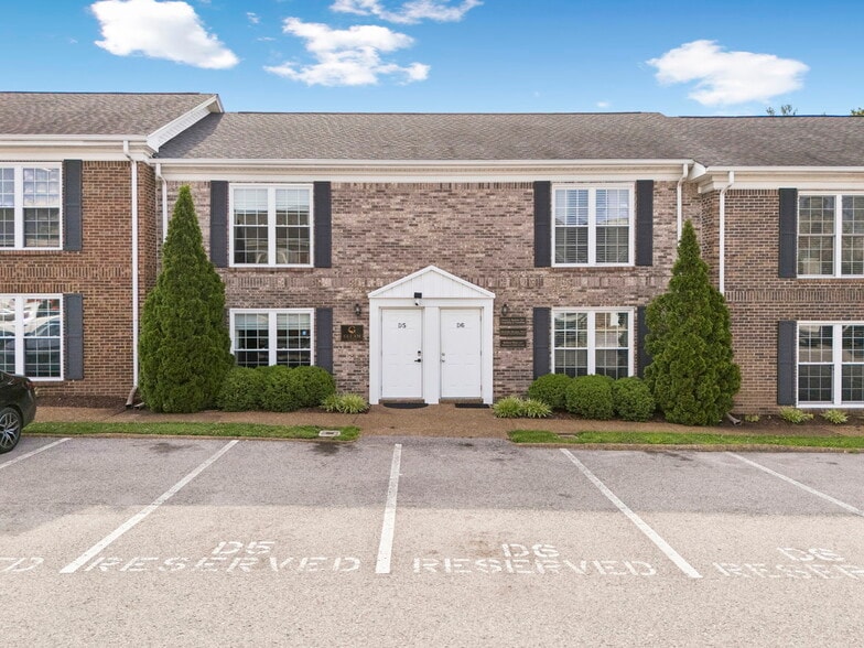 Primary Photo Of 109 Holiday Ct, Franklin Office For Sale