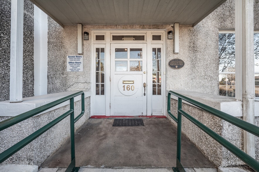 More Photos Of 160 W Haines Blvd, Lake Alfred Self Storage For Sale