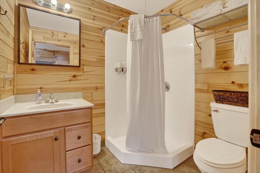 More Photos Of 10935 Linger Longer Rd, Grayling Hospitality For Sale