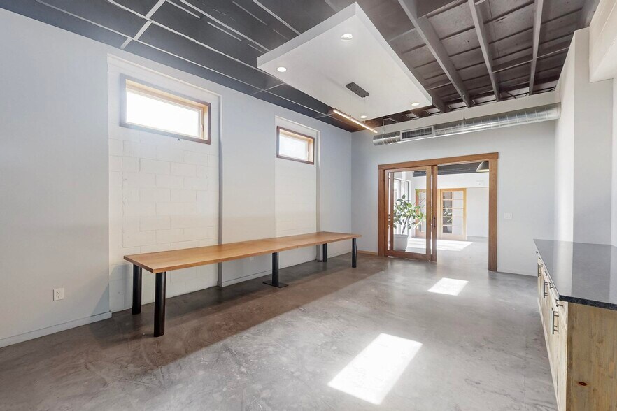 More Photos Of 314 El Pueblo Rd NW, Albuquerque Warehouse For Lease