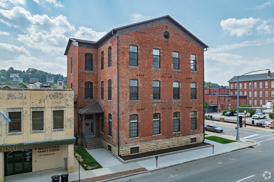 More Photos Of 1199 Central Ave, Dubuque Apartments For Sale
