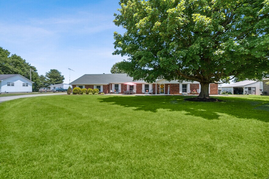 Primary Photo Of 639 N Broadway, Portland Assisted Living For Sale