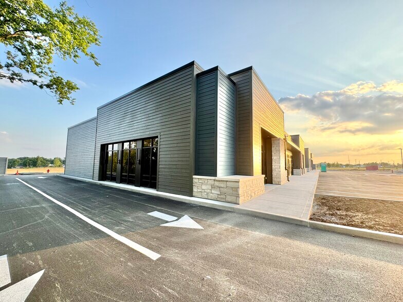 More Photos Of 86 Magnolia Dr, Glen Carbon Fast Food For Lease