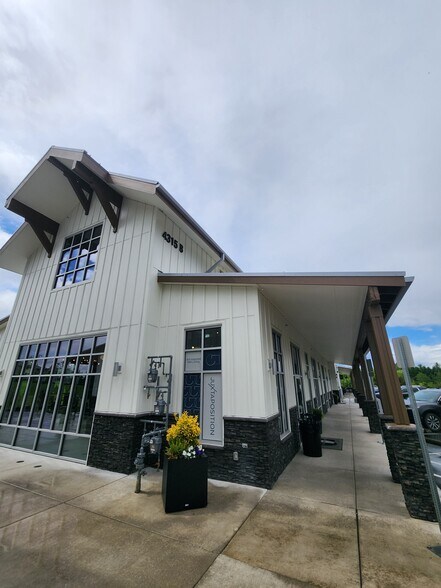 More Photos Of 4315B S Settler Dr, Ridgefield General Retail For Lease