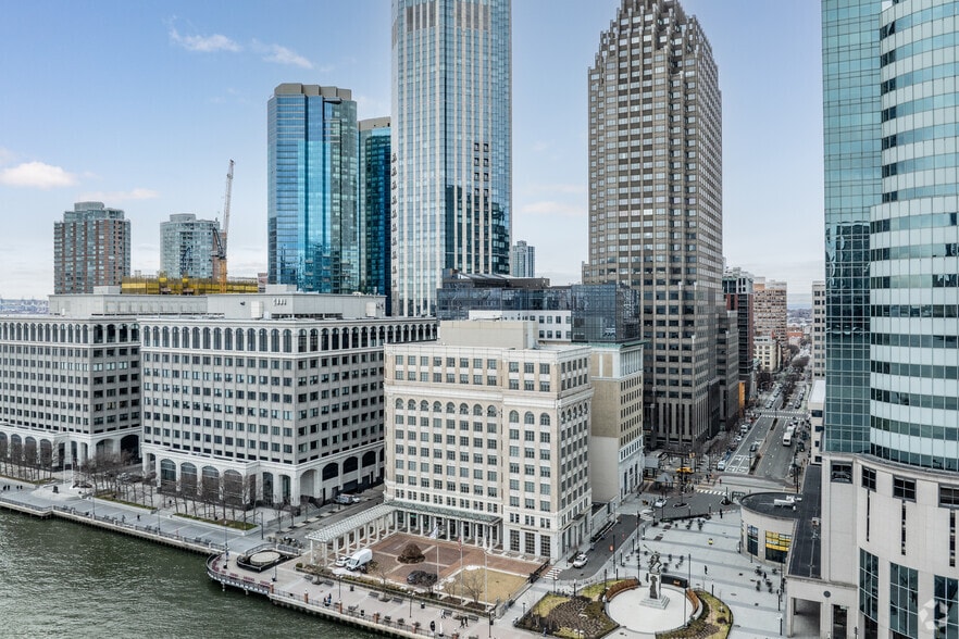 More Photos Of 15 Exchange Pl, Jersey City Office For Lease