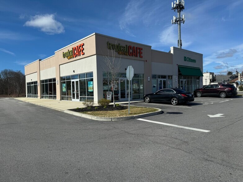 More Photos Of 2574 W Shore Rd, Warwick General Retail For Lease