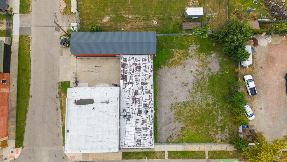 More Photos Of 4805 Livernois, Detroit Freestanding For Lease