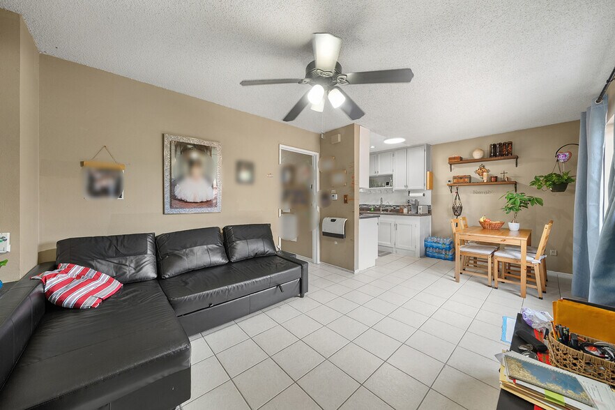 More Photos Of 2516 Elsinore St, Los Angeles Multifamily For Sale