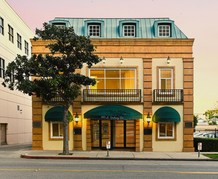 Primary Photo Of 120 S Doheny Dr, Beverly Hills Office For Lease