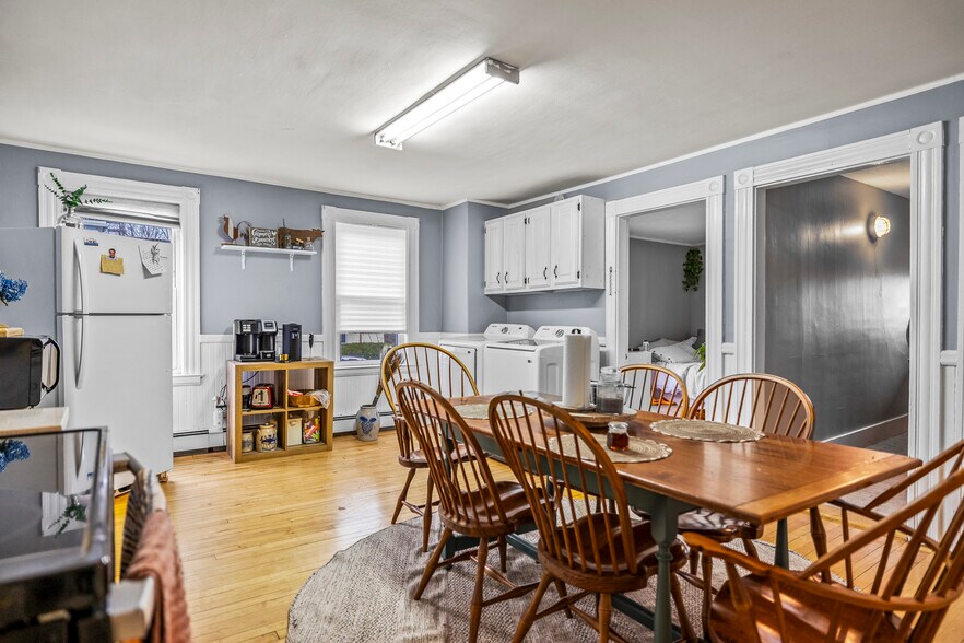 More Photos Of 455 Main St, South Berwick Apartments For Sale