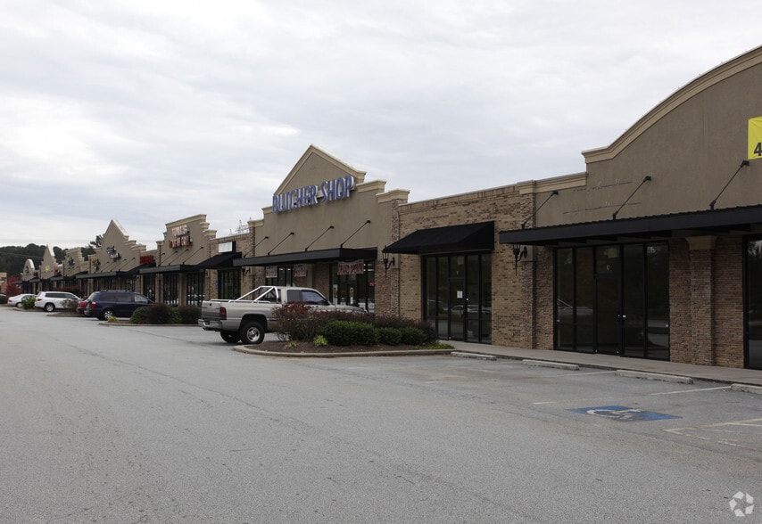 More Photos Of 4040 Chapel Hill Rd, Douglasville Storefront For Lease