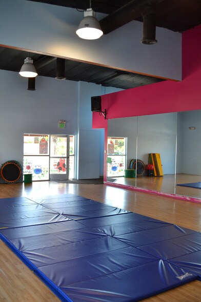 More Photos Of 2315-2325 Fletcher Pky, El Cajon Freestanding For Lease
