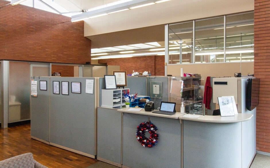 More Photos Of 301 E Sample St, South Bend Service For Sale