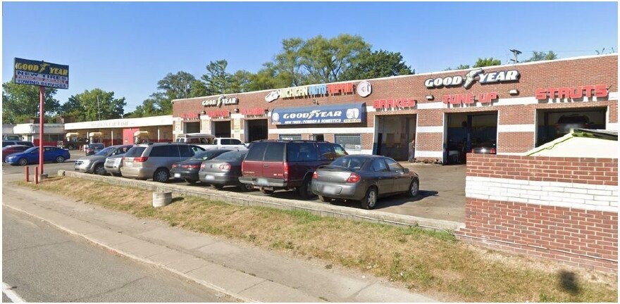 Primary Photo Of 14201 Wyoming St, Detroit Auto Repair For Sale