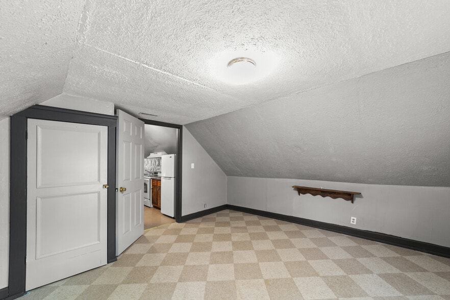 More Photos Of 3334 W 82nd St, Cleveland Apartments For Sale