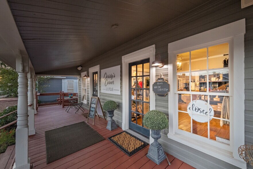 More Photos Of 139 Olive St, Keller Storefront Retail Office For Sale