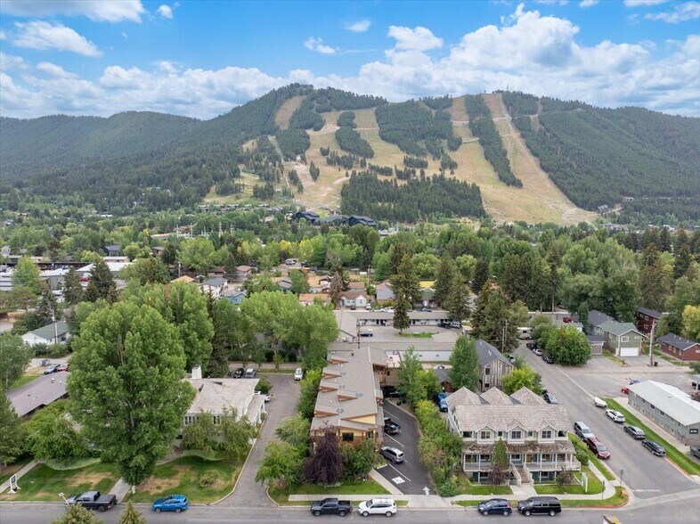 More Photos Of 320 E Broadway Ave, Jackson Office Residential For Sale