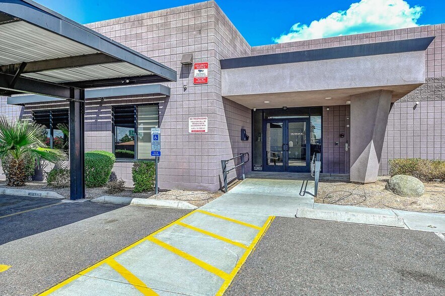 More Photos Of 1620 N 48th St, Phoenix Rehabilitation Center For Lease