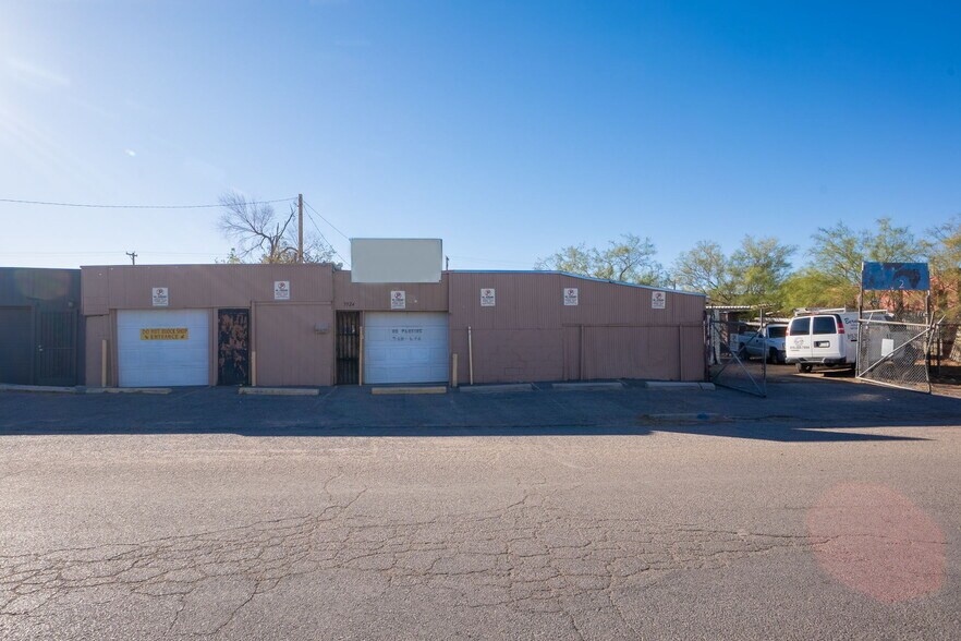 More Photos Of 3524 Durazno Ave, El Paso Warehouse For Sale