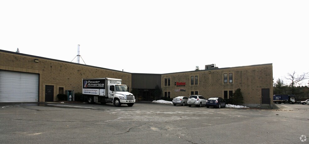 More Photos Of 168 Ayer Rd, Littleton Warehouse For Lease