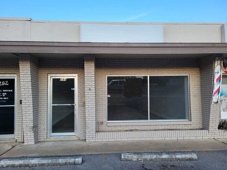 More Photos Of 284 Eglin Pky NE, Fort Walton Beach General Retail For Lease