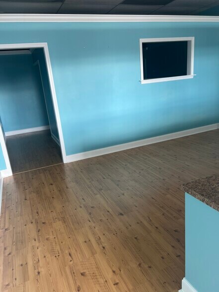 More Photos Of 1017-1029 N Westover Blvd, Albany Unknown For Lease