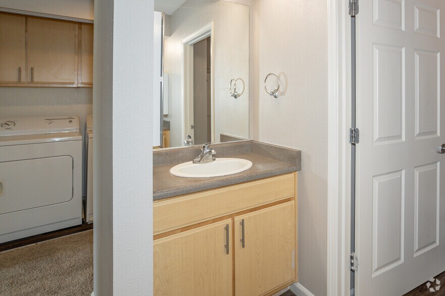 More Photos Of 1666 Da Vinci Ct, Davis Apartments For Sale
