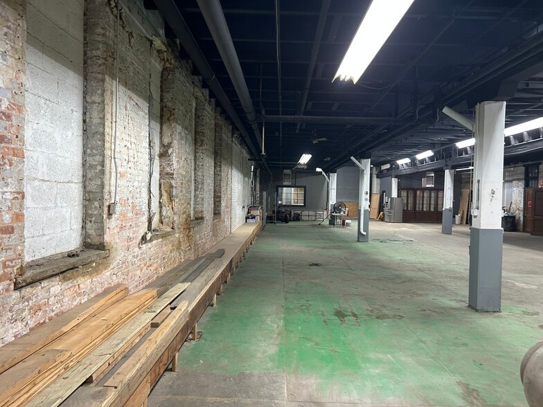 More Photos Of 611 S Monroe St, Baltimore Warehouse For Sale