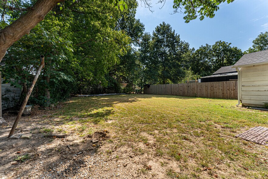 More Photos Of 603 Crutcher St, Springdale Apartments For Sale
