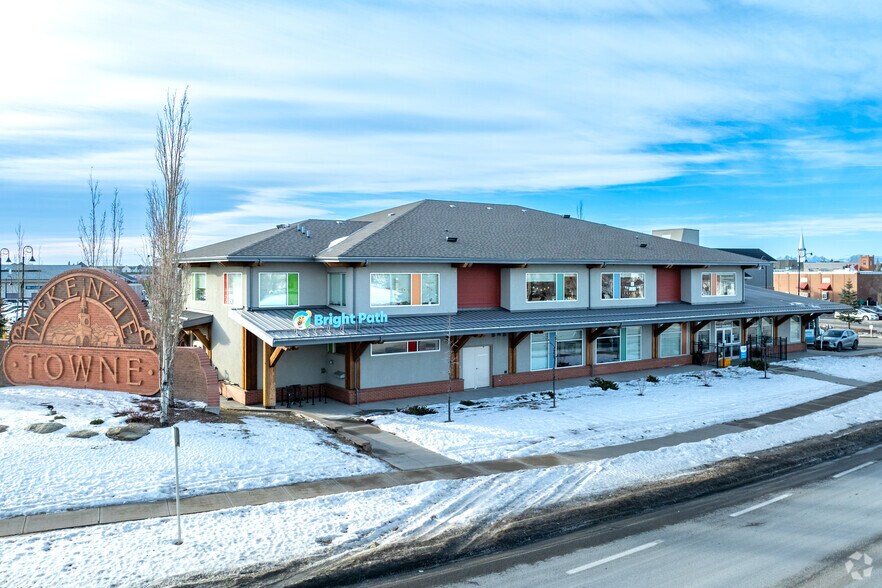 More Photos Of 20 Mckenzie Towne Ave SE, Calgary Unknown For Lease