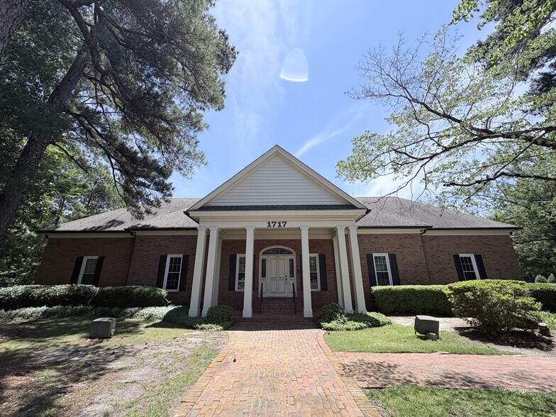 Primary Photo Of 1717 Russell Pky, Warner Robins Office For Sale