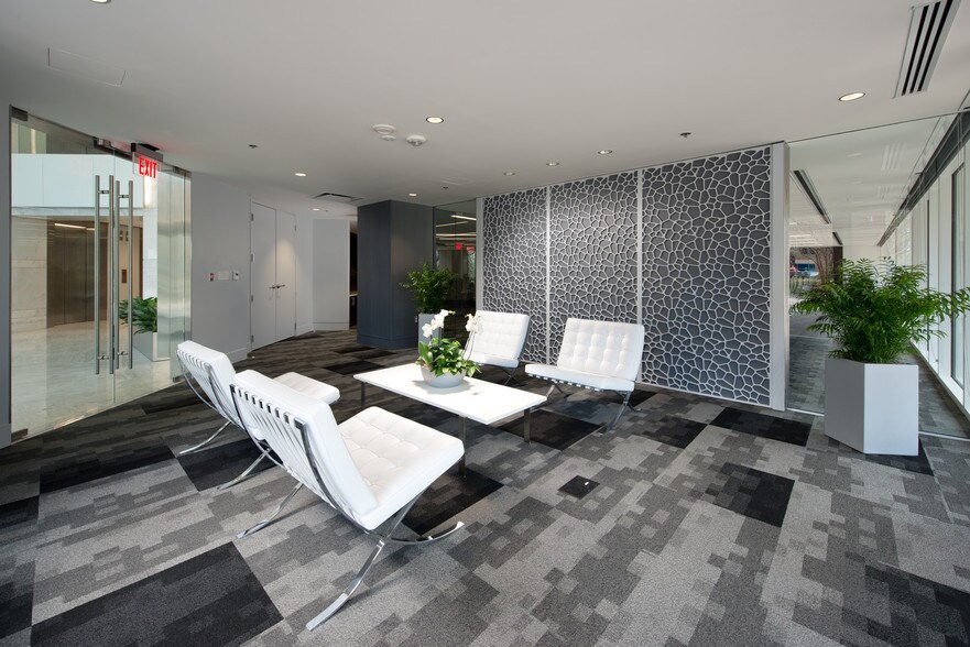 More Photos Of 2411 Dulles Corner Park, Herndon Office For Lease