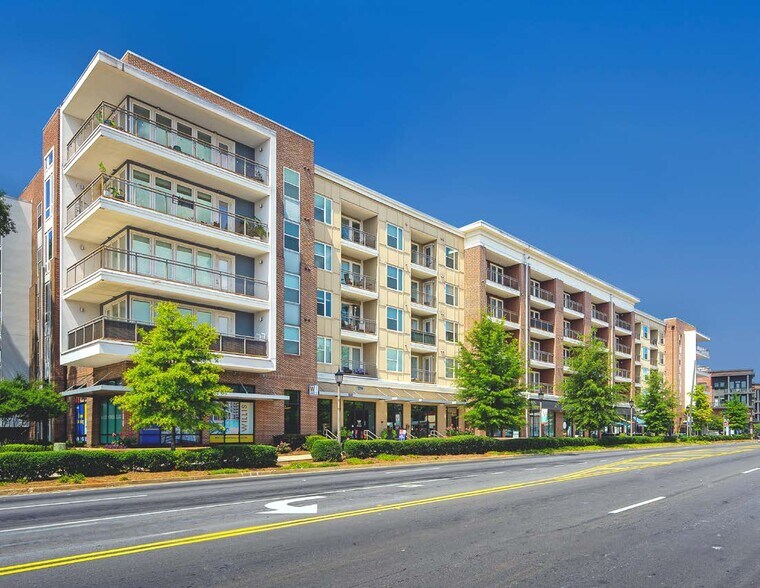 More Photos Of 2700 E College Ave, Decatur Apartments For Lease