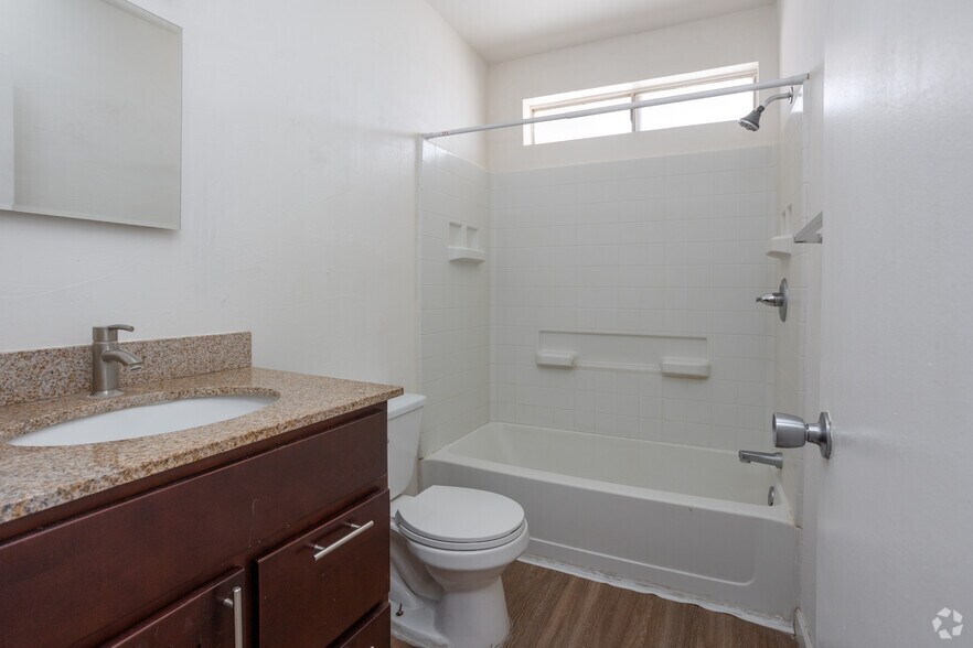 More Photos Of 93 Kings Way, Sierra Vista Apartments For Sale