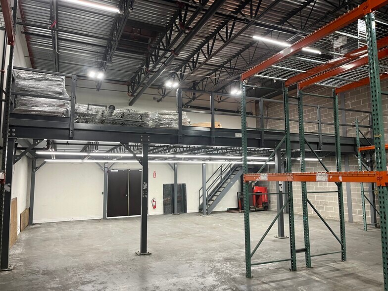 More Photos Of 55 Mall Dr, Commack Distribution For Lease