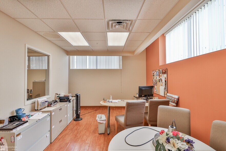 More Photos Of 1226-1232 W Green St, Allentown Flex For Lease